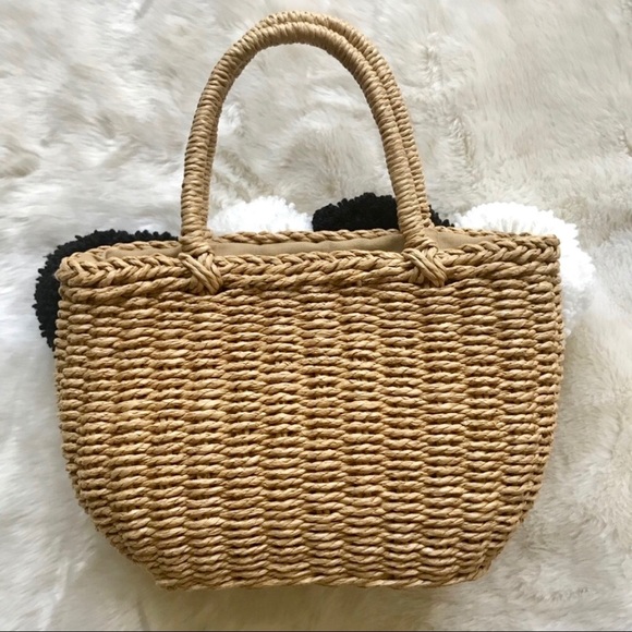 ‼️Pom Pom Tote‼️ - Picture 2 of 3